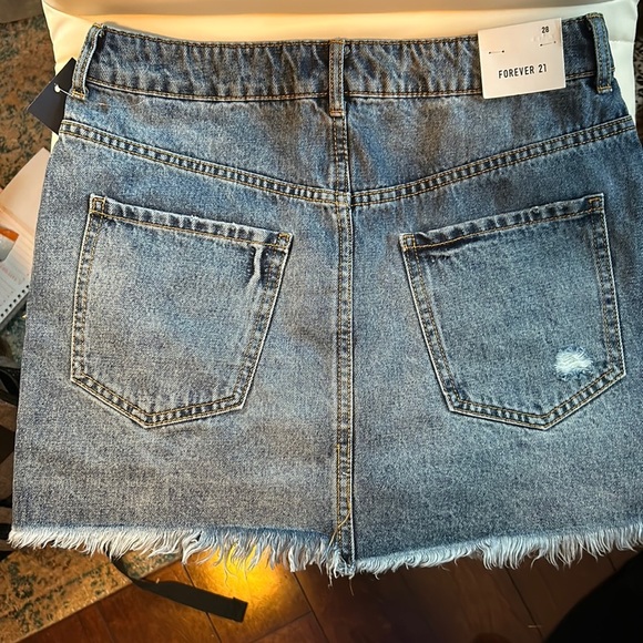 NWT Forever 21 Jean skirt size 28 - Picture 2 of 4